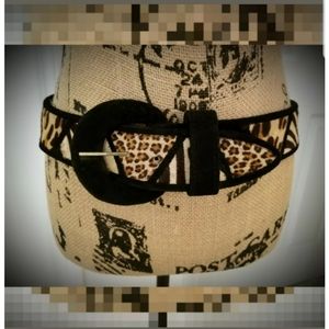Womens fuzzy leopard print belt Small XS gorg!